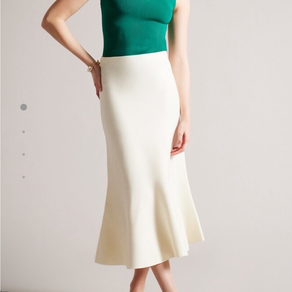 Ted Baker London Cream A-Line Skirt